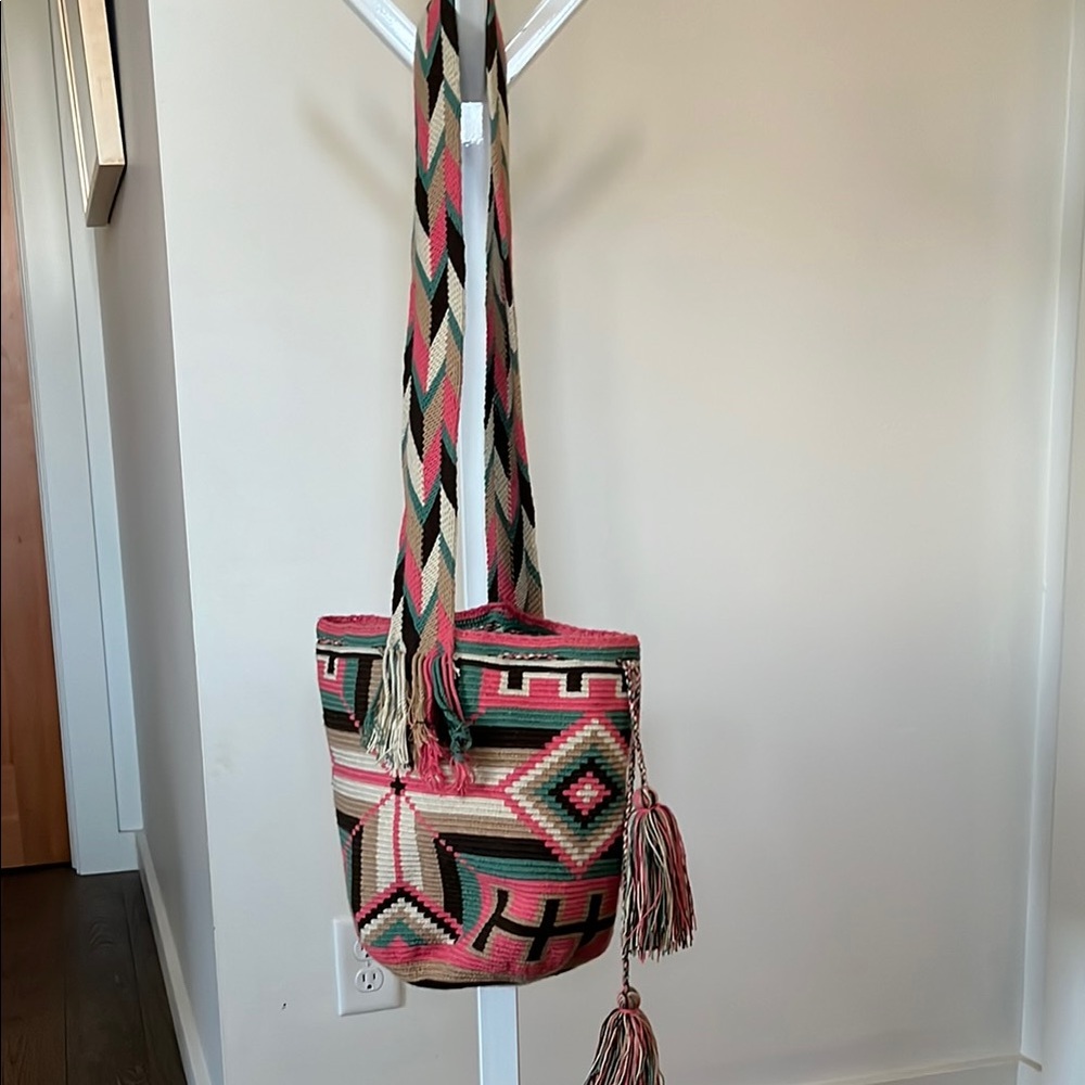 Geometric Patterned Pink and Black Women's Bag